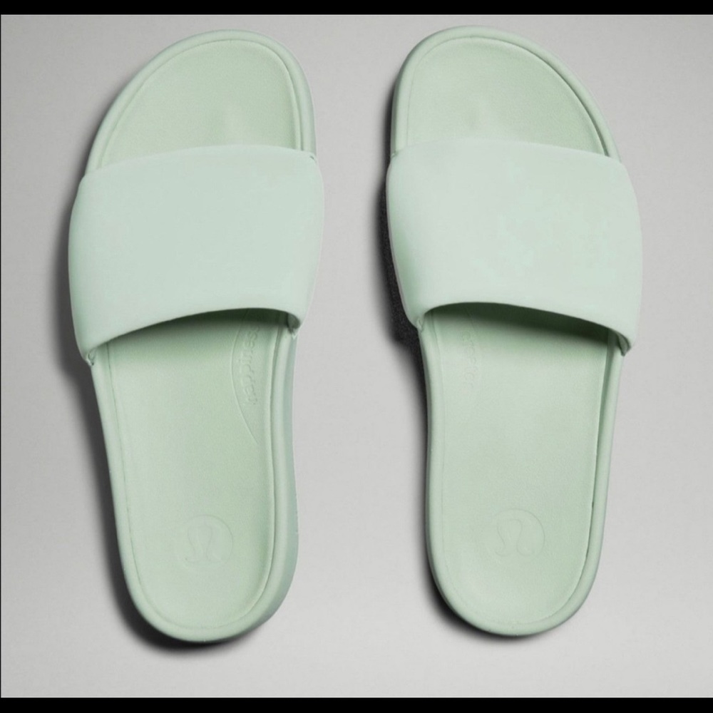 Lululemon Restfeel- Mint